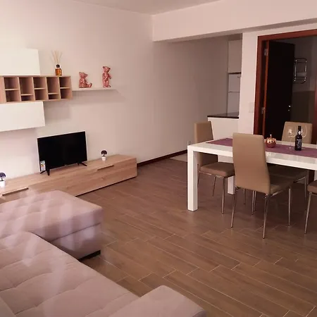 Paradise Apartment *